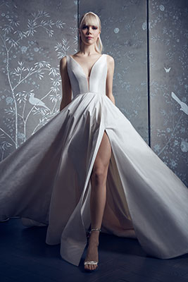 Wedding gown with high-slit 