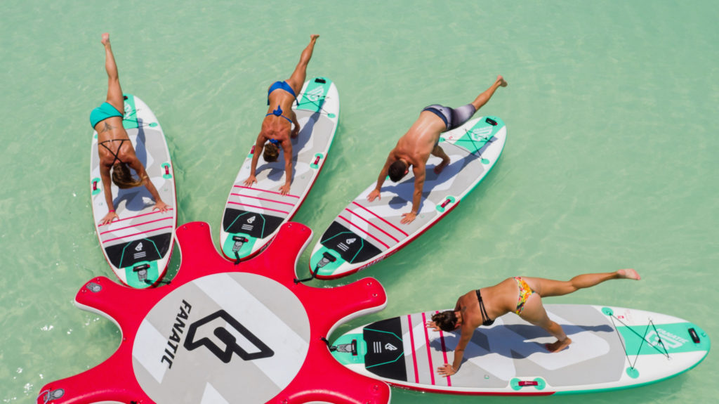 Paddle board yoga in Aruba