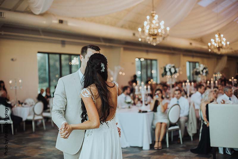Bride and groom share first dance at Bavaria Downs wedding venue