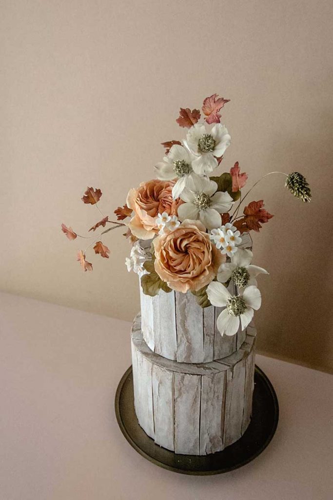 Wedding cake with fall color combos