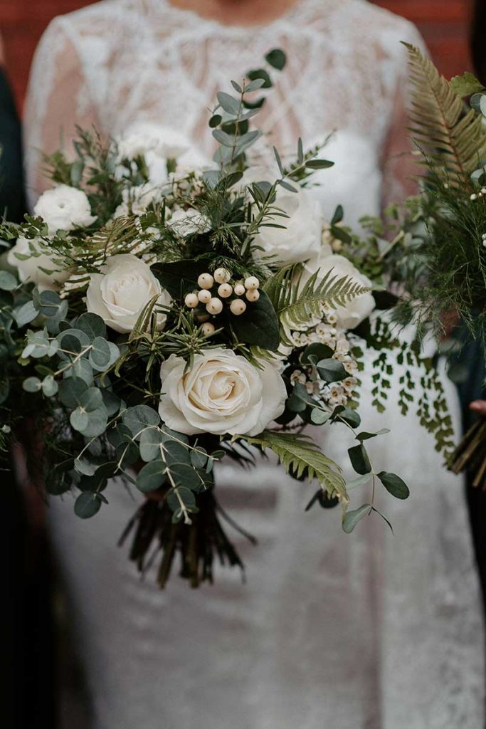White and green winter wedding bouquet