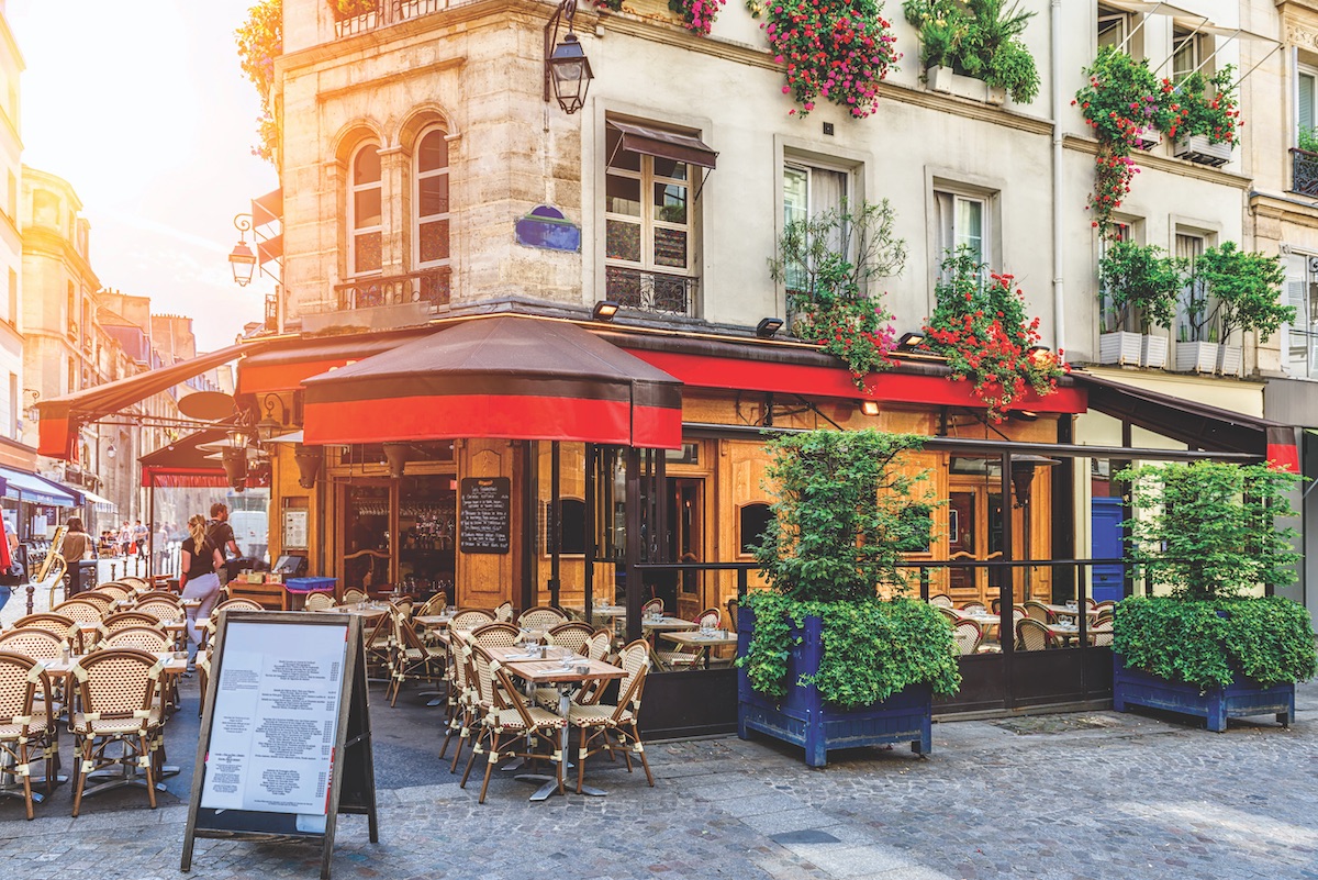 French bistro 2021 travel trends for couples 