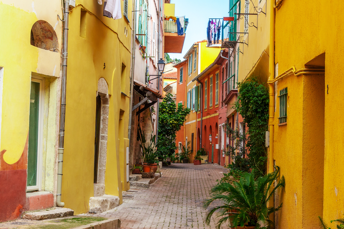 French Riviera colorful homes as travel trends 2022